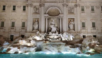 trevi fountain