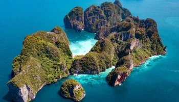 Phi Phi Islands & Maya Bay