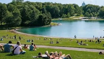 Mount Royal Park & Belvedere​